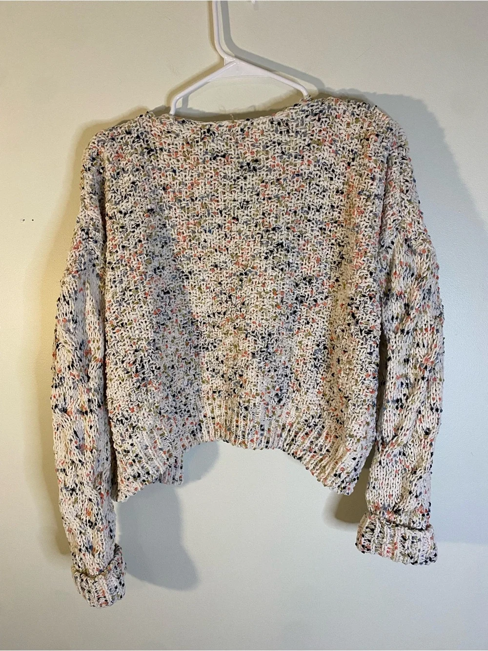 moon & madison Cream Multicolor Speckled Cropped Cardigan